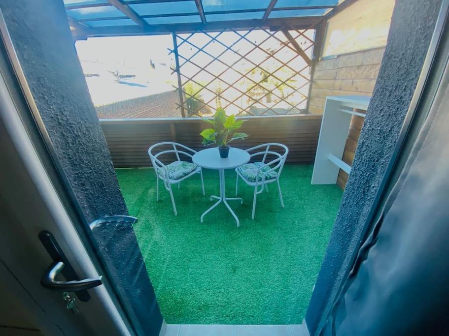 La Terrasse, Train Lens - Paris Trajet D'Environ 1 Heure 10 Minutes 아파트 외부 사진